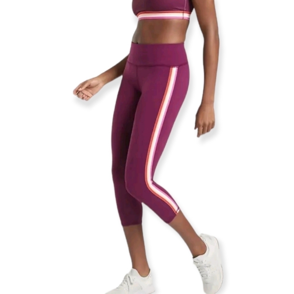 Athleta Women's Contender Side Stripe Capri in Powerlift Beach Plum,Size XS